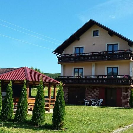 Hotel Jelena à Korenica Extérieur photo