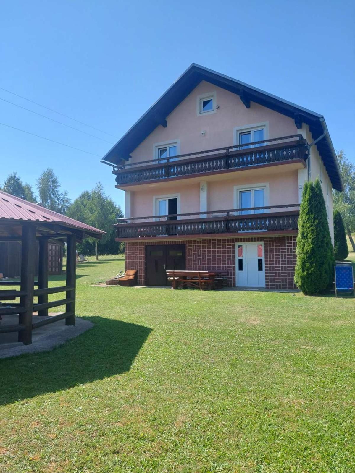 Hotel Jelena à Korenica Extérieur photo