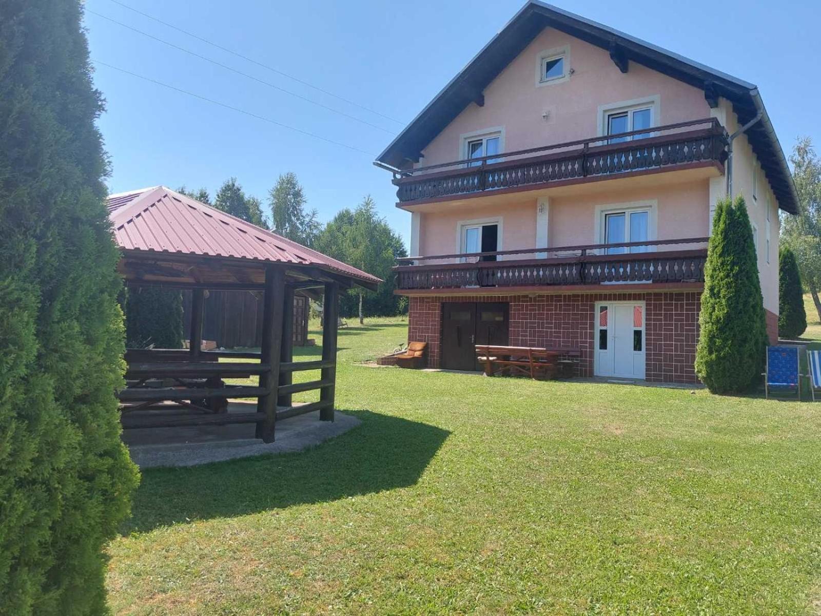 Hotel Jelena à Korenica Extérieur photo